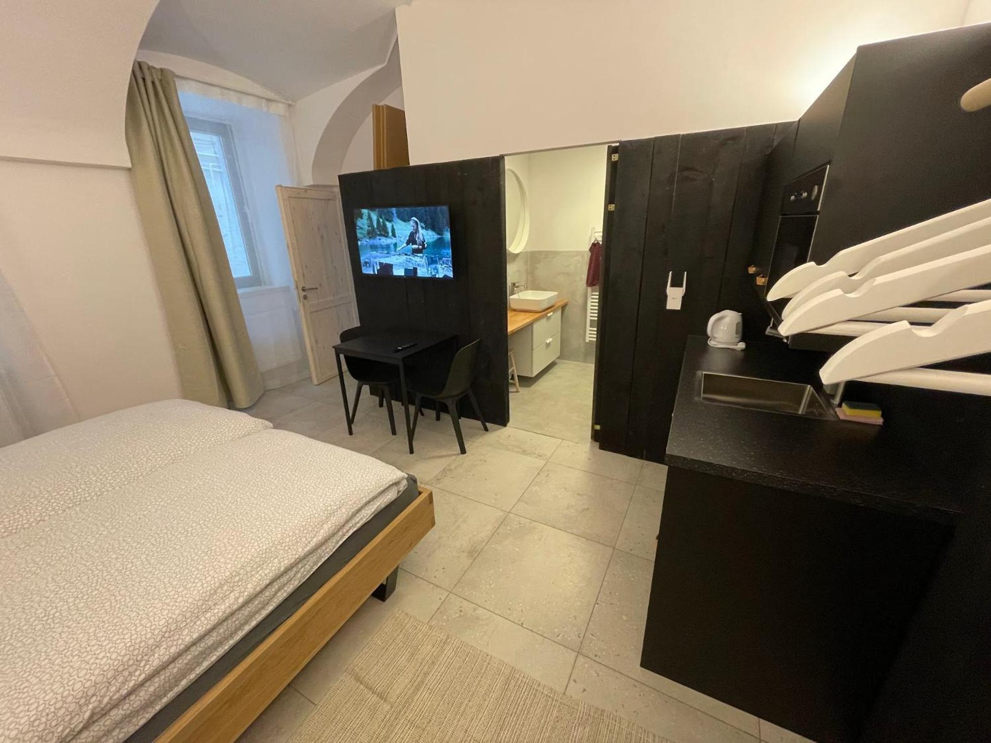Center 2 Apartment